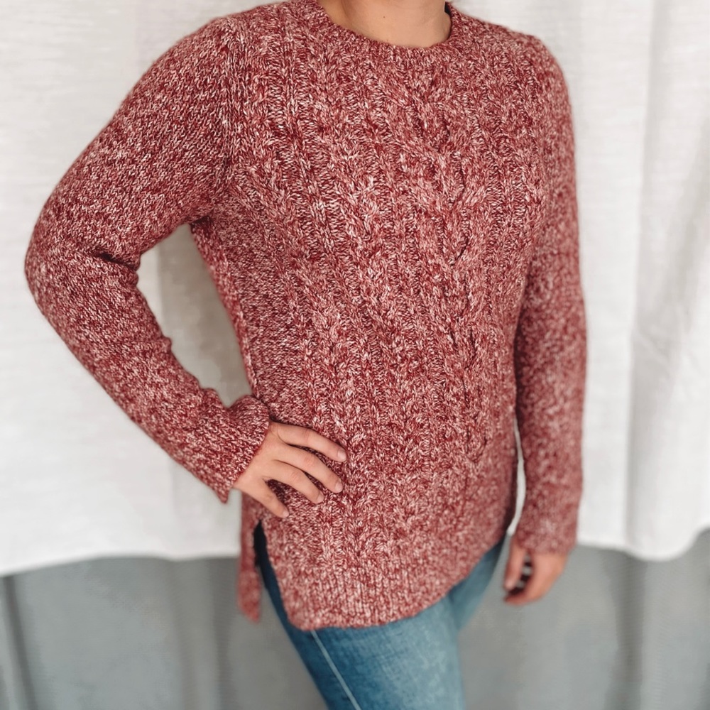 Tommy Hilfiger Red and white knit sweater